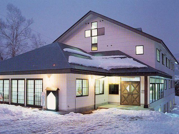 ■●夜発バス X-JAM高井富士&よませスキー場 2月出発セール ホテルディライト北志賀(2泊5日)1